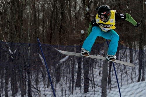 Isabel Clark no Snowboard Cross conquistou o melhor resultado da história do Brasil nos Esportes da Neve / Foto: Ivan Fuenzalida 